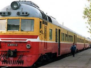 trenul-galben,calea-ferata-a-moldovei-cfm,modernizarea,