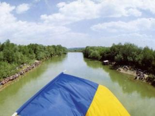 podul-de-flori,asociatia-romanilor-liberi-de-pretutindeni,frontul-popular-din-republica-moldova,asociatia-culturala-bucuresti-chisinau,