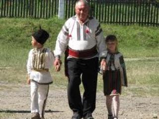 mihai-eminescu,regiunea-cernauti,societatea-pentru-cultura-romaneasca,limba-noastra-cea-romana,