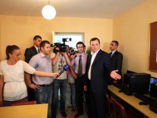 anul-scolar-2011-2012,premierul-filat,usm,