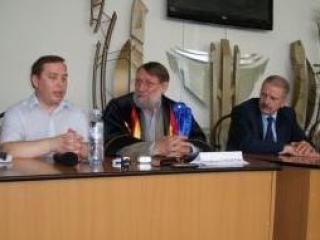 stephane-courtois,chisinau,doctor-honoris-causa,cartea-negra-a-comunismului,urss,franta,comitetul-salvarii-nationale,petre-roman,transnistria,basarabia,armata-rosie,nkvd,kgb,