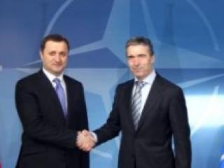 anders-fogh-rasmussen,nato,vlad-filat,