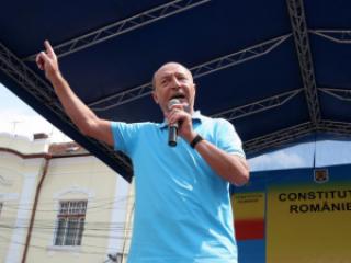 traian-basescu,referendum,