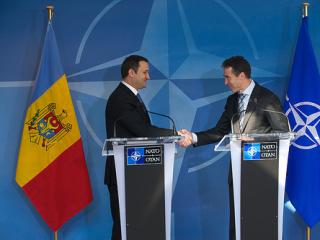 vlad-filat,nato,cartierul-general-nato,bruxelles,anders-fogh-rasmussen,diana-madan,